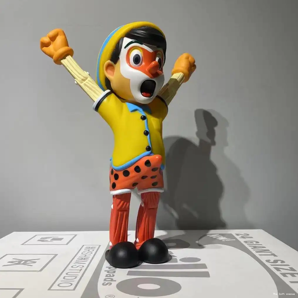 FIGURES AWAKENING) WOOD (A PINOCCHIO CLASSIC 0518
